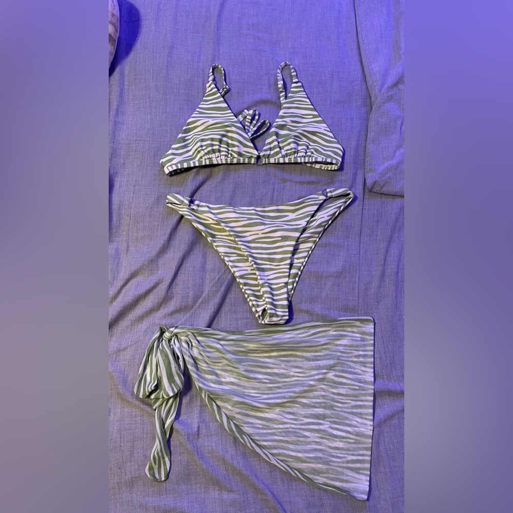 Green stripe bikini set